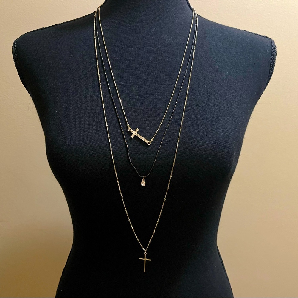 Express Necklace - 3 Row Multi Chain Pendant Necklace - Gold & Black